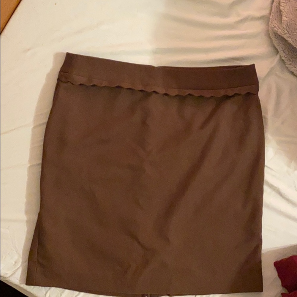 Loft brown scalloped pencil skirt